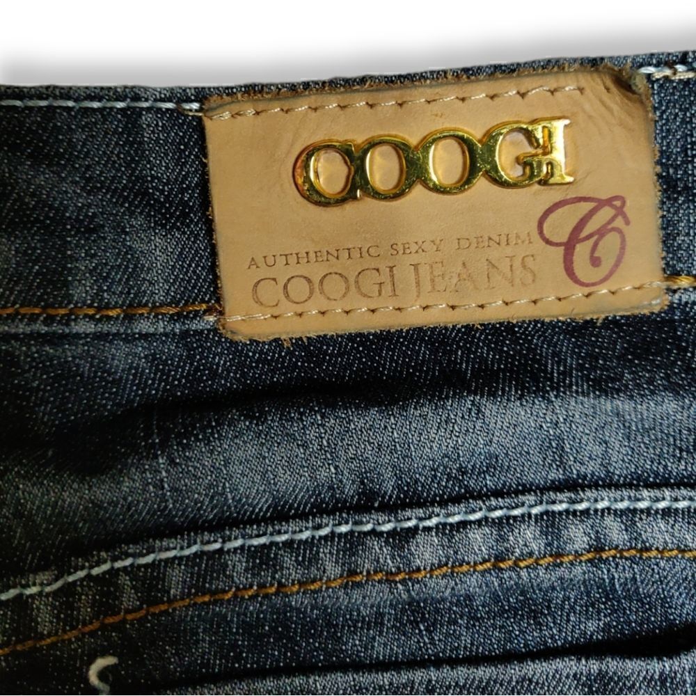 💥 COOGI AUSTRALIA DISTRESSED BLUE JEANS DENIM SHORTS SIZE 5/6 - Picture 8 of 9